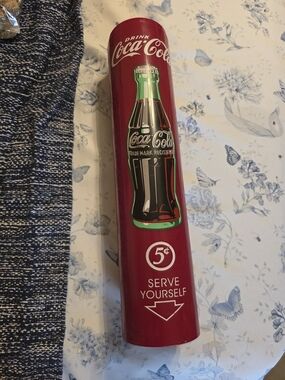 Coca-Cola Vintage Red Bottle Cup Holder